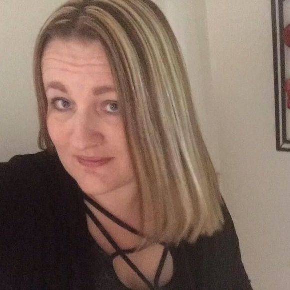 Meet your Posher, Shelda - Picture 1 of 1